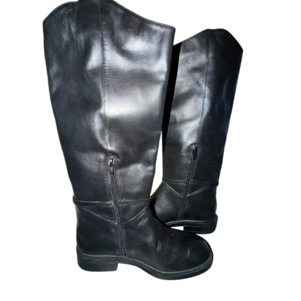 Arezzo sleek black